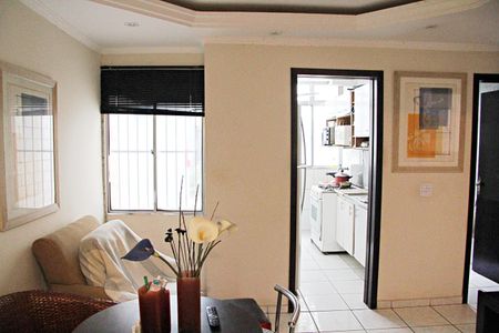 Apartamento à venda com 60m², 2 quartos e sem vagaSala