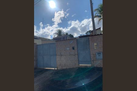 Casa à venda com 126m², 2 quartos e 4 vagas Casa à venda com 126m², 2 quartos e 4 vagasFoto 01