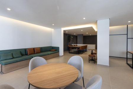 Apartamento à venda com 64m², 2 quartos e 1 vaga Apartamento à venda com 64m², 2 quartos e 1 vagaÁrea comum - Salão de festas