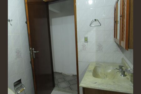 Casa à venda com 130m², 2 quartos e 1 vagaBanheiro Social