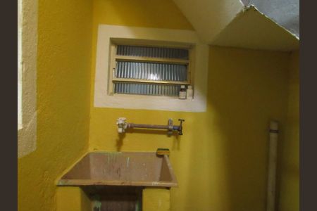 Casa à venda com 130m², 2 quartos e 1 vagaÁrea de Serviço