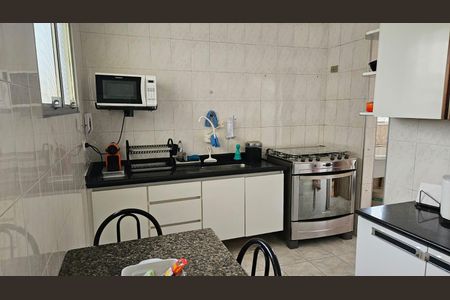 Apartamento à venda com 75m², 2 quartos e 1 vaga Apartamento à venda com 75m², 2 quartos e 1 vagaCozinha