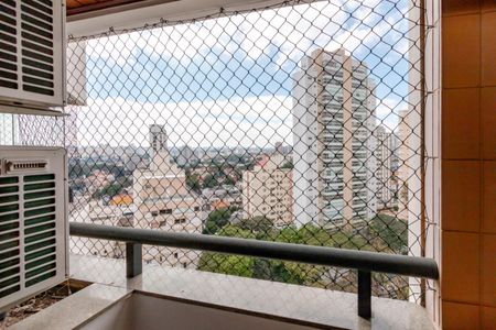 Apartamento à venda com 240m², 3 quartos e 3 vagas Apartamento à venda com 240m², 3 quartos e 3 vagasVaranda da Suíte 2