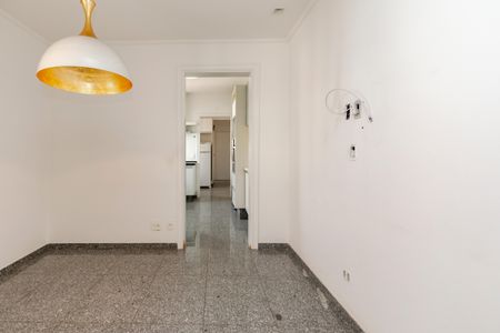 Apartamento à venda com 240m², 3 quartos e 3 vagas Apartamento à venda com 240m², 3 quartos e 3 vagasCopa