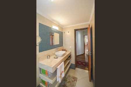 Apartamento à venda com 221m², 4 quartos e 3 vagas Apartamento à venda com 221m², 4 quartos e 3 vagasBanheiro Social