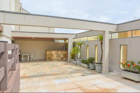 Apartamento à venda com 221m², 4 quartos e 3 vagas Apartamento à venda com 221m², 4 quartos e 3 vagasÁrea comum