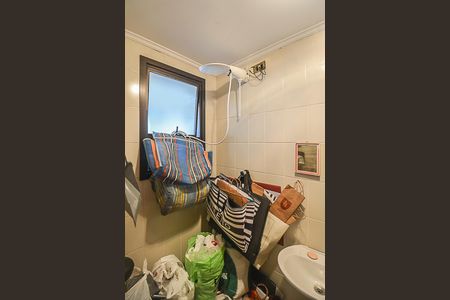 Apartamento à venda com 221m², 4 quartos e 3 vagas Apartamento à venda com 221m², 4 quartos e 3 vagasBanheiro de serviço