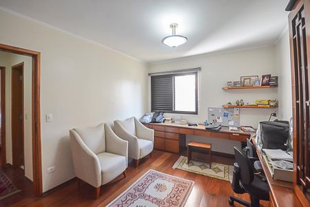 Apartamento à venda com 221m², 4 quartos e 3 vagas Apartamento à venda com 221m², 4 quartos e 3 vagasQuarto 2