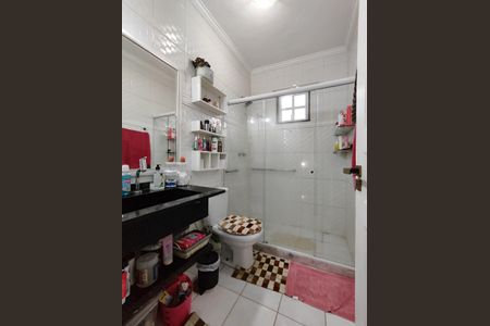 Casa de condomínio à venda com 250m², 5 quartos e 2 vagasBanheiro da Suíte 3