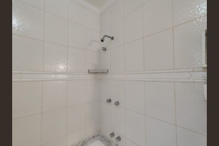 Casa de condomínio à venda com 250m², 5 quartos e 2 vagasBanheiro da Suíte 1