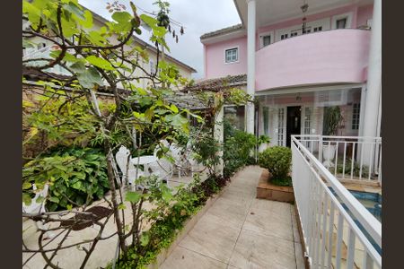 Casa de condomínio à venda com 250m², 5 quartos e 2 vagasÁrea de Lazer