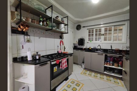 Casa de condomínio à venda com 250m², 5 quartos e 2 vagasCozinha