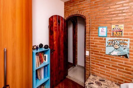 Casa à venda com 360m², 5 quartos e 2 vagas Casa à venda com 360m², 5 quartos e 2 vagasQuarto 3