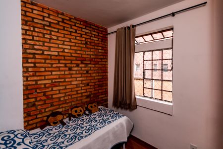 Casa à venda com 360m², 5 quartos e 2 vagas Casa à venda com 360m², 5 quartos e 2 vagasQuarto 3