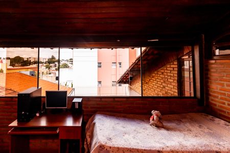 Casa à venda com 360m², 5 quartos e 2 vagas Casa à venda com 360m², 5 quartos e 2 vagasSótão