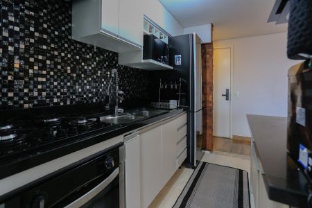 Apartamento à venda com 84m², 2 quartos e 2 vagasCozinha