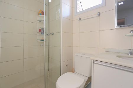 Apartamento à venda com 84m², 2 quartos e 2 vagasBanheiro da Suíte