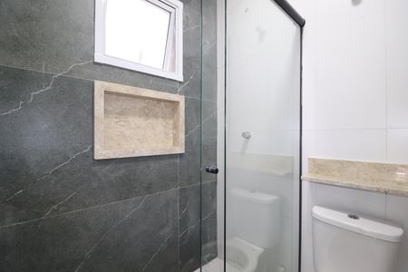 Casa à venda com 140m², 3 quartos e 2 vagasBanheiro Quarto 1 suíte