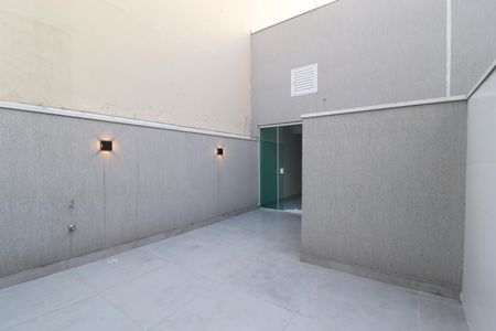 Casa à venda com 140m², 3 quartos e 2 vagasEspaço para Hidro