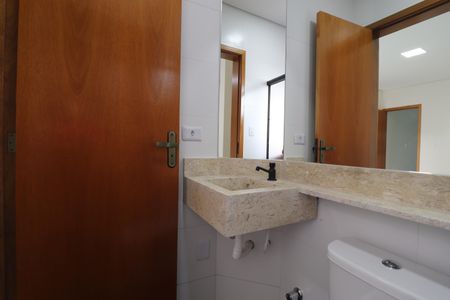 Casa à venda com 140m², 3 quartos e 2 vagasBanheiro Quarto 3 suíte