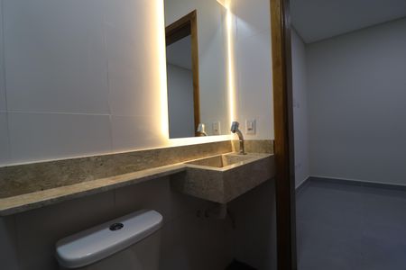 Casa à venda com 140m², 3 quartos e 2 vagasBanheiro Quarto 2 suíte