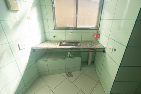 Apartamento para alugar com 128m², 2 quartos e sem vaga Apartamento para alugar com 128m², 2 quartos e sem vagaCozinha e Área de Serviço