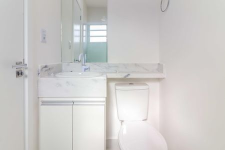 Studio para alugar com 30m², 1 quarto e sem vaga Studio para alugar com 30m², 1 quarto e sem vagaBanheiro
