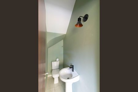 Casa de condomínio à venda com 60m², 2 quartos e 1 vaga Casa de condomínio à venda com 60m², 2 quartos e 1 vagaLavabo