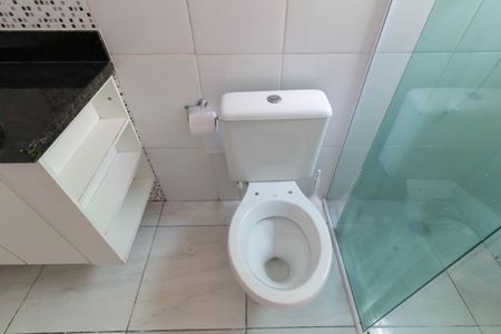 Casa de condomínio à venda com 60m², 2 quartos e 1 vaga Casa de condomínio à venda com 60m², 2 quartos e 1 vagaBanheiro