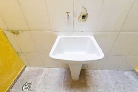 Casa de condomínio à venda com 60m², 2 quartos e 1 vaga Casa de condomínio à venda com 60m², 2 quartos e 1 vagaÁrea de Serviço