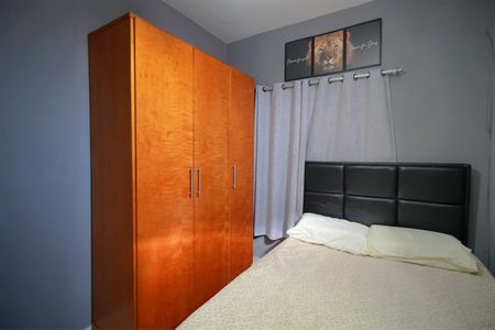 Casa à venda com 300m², 5 quartos e 2 vagasQuarto 2