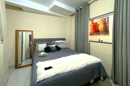 Casa à venda com 300m², 5 quartos e 2 vagas Casa à venda com 300m², 5 quartos e 2 vagasQuarto 2 Sótão