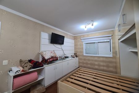 Apartamento à venda com 132m², 3 quartos e 2 vagasSuíte 1