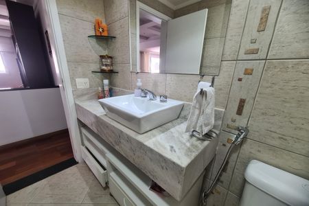 Apartamento à venda com 132m², 3 quartos e 2 vagasLavabo