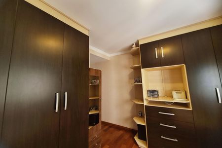 Apartamento à venda com 132m², 3 quartos e 2 vagasSuíte 2
