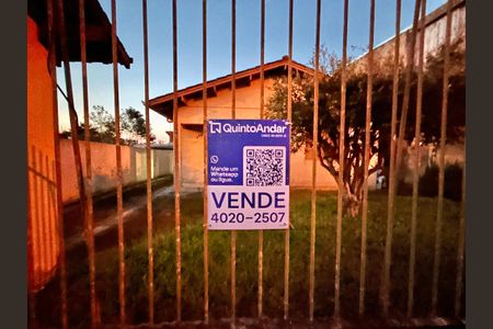 Casa à venda com 90m², 4 quartos e 3 vagas Casa à venda com 90m², 4 quartos e 3 vagasPlaca