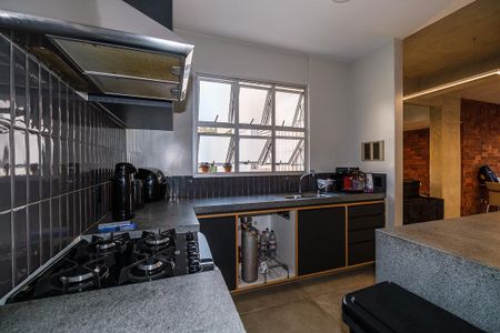 Apartamento à venda com 220m², 2 quartos e 2 vagas Apartamento à venda com 220m², 2 quartos e 2 vagasCozinha
