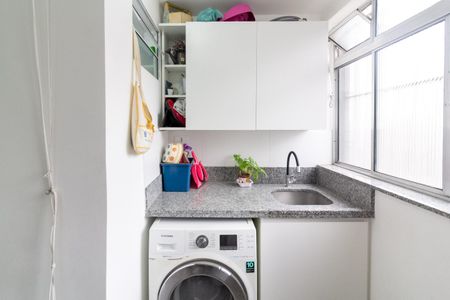 Apartamento à venda com 69m², 2 quartos e 1 vaga Apartamento à venda com 69m², 2 quartos e 1 vagaÁrea de Serviço