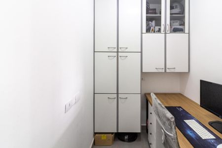 Apartamento à venda com 69m², 2 quartos e 1 vaga Apartamento à venda com 69m², 2 quartos e 1 vagaQuarto de Serviço