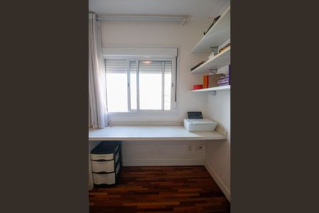 Apartamento à venda com 79m², 2 quartos e 2 vagasSuíte 2