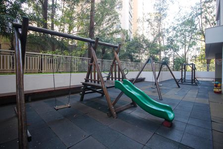 Apartamento à venda com 79m², 2 quartos e 2 vagasÁrea comum - Playground