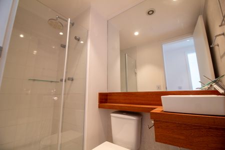 Apartamento à venda com 65m², 2 quartos e 1 vagaBanheiro Social