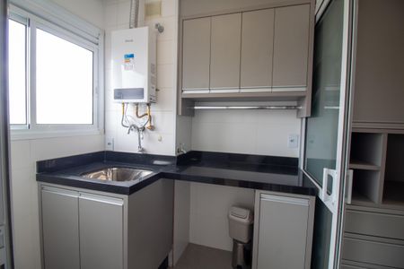 Apartamento à venda com 65m², 2 quartos e 1 vagaÁrea de Serviço