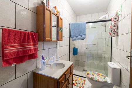 Casa à venda com 180m², 2 quartos e 2 vagas Casa à venda com 180m², 2 quartos e 2 vagasBanheiro