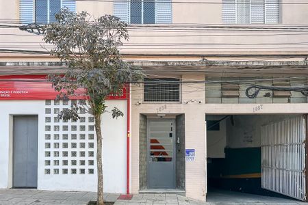 Apartamento à venda com 92m², 2 quartos e sem vagaFachada + plaquinha