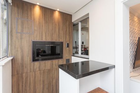 Apartamento à venda com 76m², 3 quartos e 1 vaga Apartamento à venda com 76m², 3 quartos e 1 vagaSala - Churrasqueira