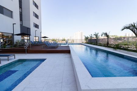 Apartamento à venda com 45m², 1 quarto e 1 vagaÁrea comum - Piscina