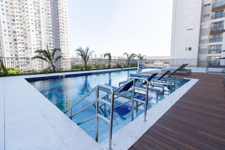 Apartamento à venda com 45m², 1 quarto e 1 vagaÁrea comum - Piscina