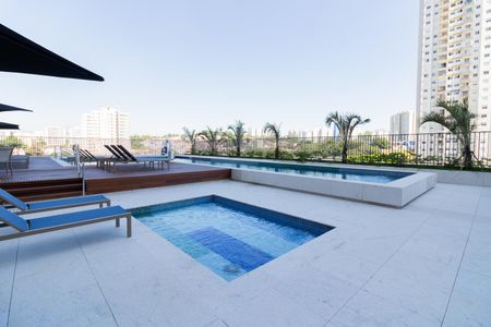 Apartamento à venda com 45m², 1 quarto e 1 vagaÁrea comum - Piscina