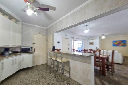 Apartamento para alugar com 314m², 3 quartos e 3 vagas Apartamento para alugar com 314m², 3 quartos e 3 vagasCozinha